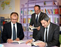 CAFER SARıLı - Yalova'nın İlk 'Z-Kütüphanesi' Açıldı