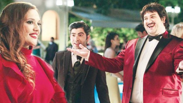 Demet Akalın Okan Kurt çifti Şahan Gökbakar’ın yeni filminde rol aldı