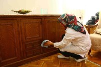 Bağcılar'da Bakıma Muhtaç Ve Engellilerin Ev Temizliği İle Kişisel Bakımı Yapılıyor