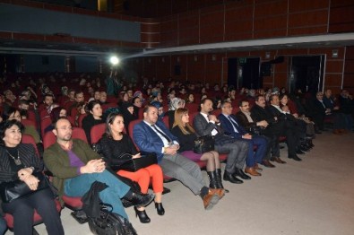 'Celse Arası Şiir Gecesine' Yoğun İlgi