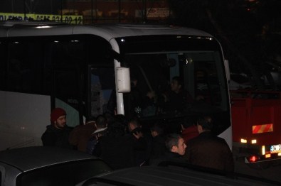 İstanbul'da 700 Kişinin Gözaltına Alındığı Kumarhane Operasyonu