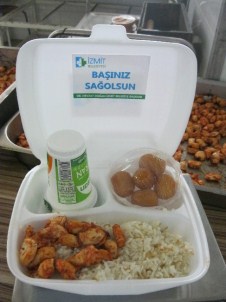 İzmit Belediyesi Acılara Ortak Oluyor