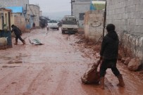 ÖLÜM TEHLİKESİ - Kamplardaki Suriyelilerin Soğukla Mücadelesi