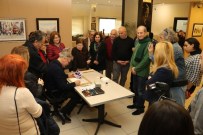 Ressam Kırdı, Sergide Suluboya Resim Yaptı