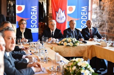 SODEM Yeni Yılın İlk Toplantısını Konak'ta Yaptı