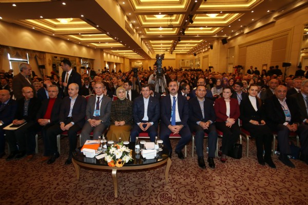 Başbakan Davutoğlu Afyonkarahisar'da konuştu