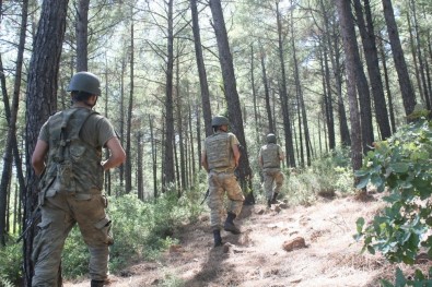 Darbeci Askerleri Yakalayan Ekip PKK'ya Da Darbe Vurdu!