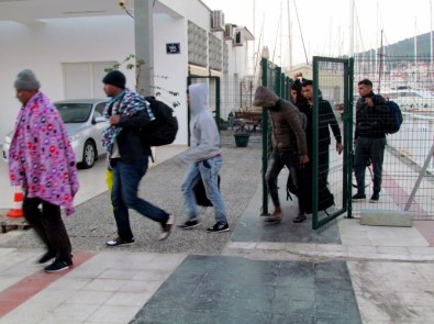 Ege'de Dört Ayrı Operasyonla 202 Sığınmacı Yakalandı