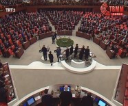 FİGEN YÜKSEKDAĞ - Erdoğan Salona Girince Ayağa Kalkmadılar