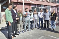 BANDIRMASPOR - Gazeteciler 'Zulüm Merdivenine' Tepki Gösterdi