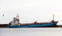ŞİDDETLİ FIRTINA - Karaya Oturan Gemi İhaleyle Satılacak