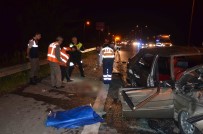 Karayolları Ekibine Otomobil Çarptı Açıklaması 5 Yaralı