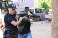 Manisa'da 11 FETÖ Zanlısı Sağlık Kontrolünden Geçirildi