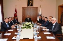 Vali Toprak Belediye Başkanları İle Bir Araya Geldi