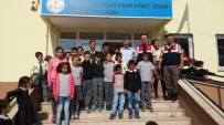 AKSELENDI - Akhisar'da Jandarmadan Öğrencilere Trafik Eğitimi