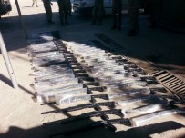 Şemdinli'de Yol Kontrolünde 50 Adet Pompalı Tüfek Ve 40 Bin Kaçak Sigara Ele Geçirildi