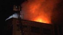 ELEKTRİK ÇARPTI - Şişli'de Korkutan Yangın