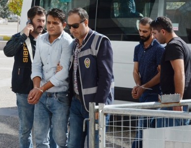 Aksaray'da ATM Dolandırıcısı 6 Kişi Yakalandı