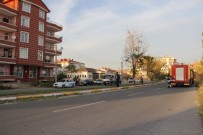 NAKKAŞ - Çatı Katındaki Yangın Paniğe Neden Oldu