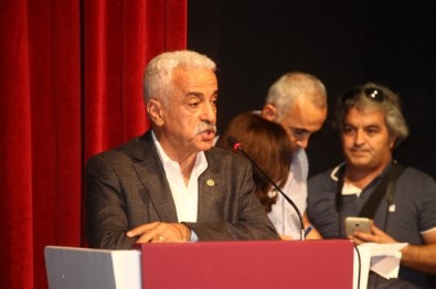 CHP'li Vekil, 10 Ekim Anmasında Protesto Edildi