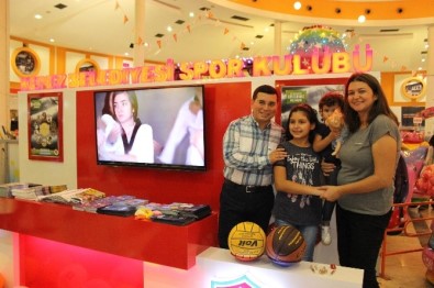 Kepez Belediyesi Spor Kulübünden Deepo'da Renkli Tanıtım