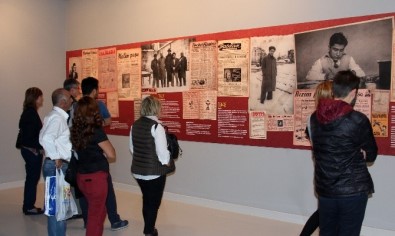 'Ömrüne Sığmayan Adam' Sergisine Yoğun İlgi