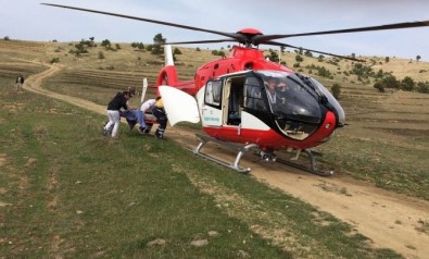 Ambulans Helikopter Vurulan Çoban İçin Havalandı