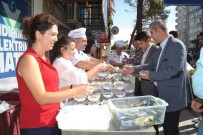 MUSTAFA KARAMAN - CLK Uludağ Elektrik Aşure Günü, Müşterilerinin Ağzını Tatlandırdı