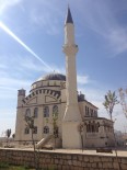 ÜNİVERSİTE KAMPÜSÜ - Mardin'de Cami İnşaatları Sürüyor