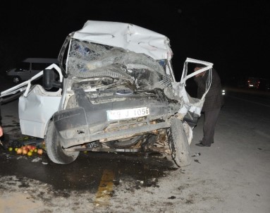 Muş'ta Trafik Kazası Açıklaması 2'Si Ağır 14 Yaralı