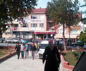 Osmaneli'de Uyuşturucu Operasyonunda 3 Gözaltı