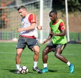 HAKAN BALTA - Sneijder Ve Sigthorsson Gençlrbirliği Karşısında Yok