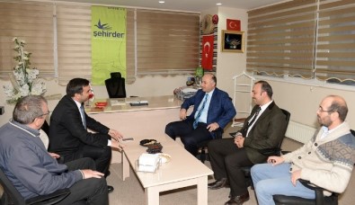 Vali Azizoğlu'ndan STK'lara Ziyaret