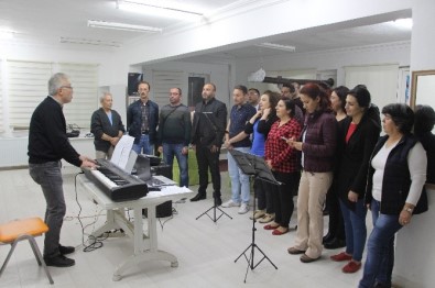 Vezirköprü'de Türk Halk Müziği Korosu Kuruldu