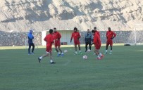 İRFAN BUZ - Yeni Malatyaspor, Şanlıurfaspor Maçı Hazırlıklarını Sürdürüyor
