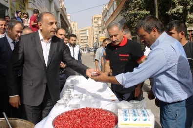 Dicle EPSAŞ'tan Müşterilerine Aşure İkramı