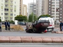 SAFFET ARIKAN - Direksiyon Hakimiyeti Kaybolan Otomobil Ters Döndü