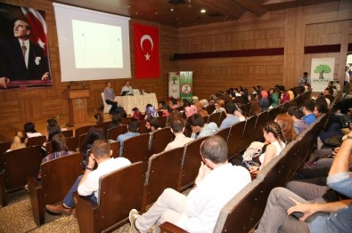 Şehitkamil'den 'Öyküsel Terapi' Konulu Konferans