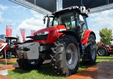 Yılın Traktörü Bursa'da Görücüye Çıktı