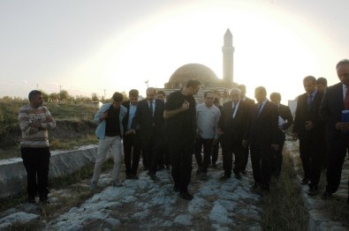 Bakan Avcı STK Temsilcileriyle Bir Araya Geldi