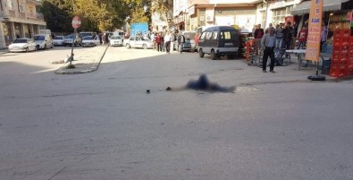 Başkent'te Sokak Ortasında Silahlı Saldırı Açıklaması 1 Ölü, 2 Yaralı