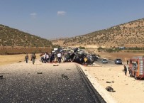 SÜRGÜCÜ - Mardin'de Askeri Aracın Geçişinde Patlama Açıklaması 3 Şehit, 3 Yaralı