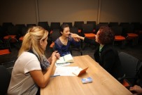 Otizmli Çocukların Aileleri Ve Eğitimcileri Atölyede Buluştu