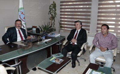 TUREB Başkanı Apalı, Nevşehir Belediye Başkan Vekili Seçen'i Ziyaret Etti