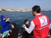 Türk Kızılayı İstanbul Şubesi, 10 Bin Kişilik Aşure İkram Etti