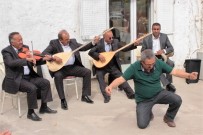 BOZLAK - Fasl-I Muhabbet Ekibine Yöresel Ağırlama