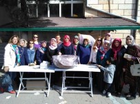 AK Parti Kadın Kolları Aşure Dağıttı