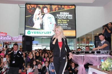 Aleyna Tilki Ve Emrah Karaduman Samsun'da Sahne Aldı