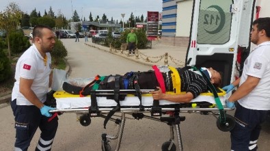 Otomobil İle Motosiklet Çarpıştı Açıklaması 1 Yaralı