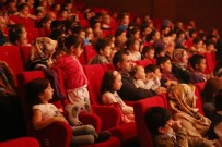 MÜZIKAL - Başakşehir Çocuk Tiyatroları Sezonu Açtı